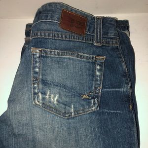 BKE distressed Jeans